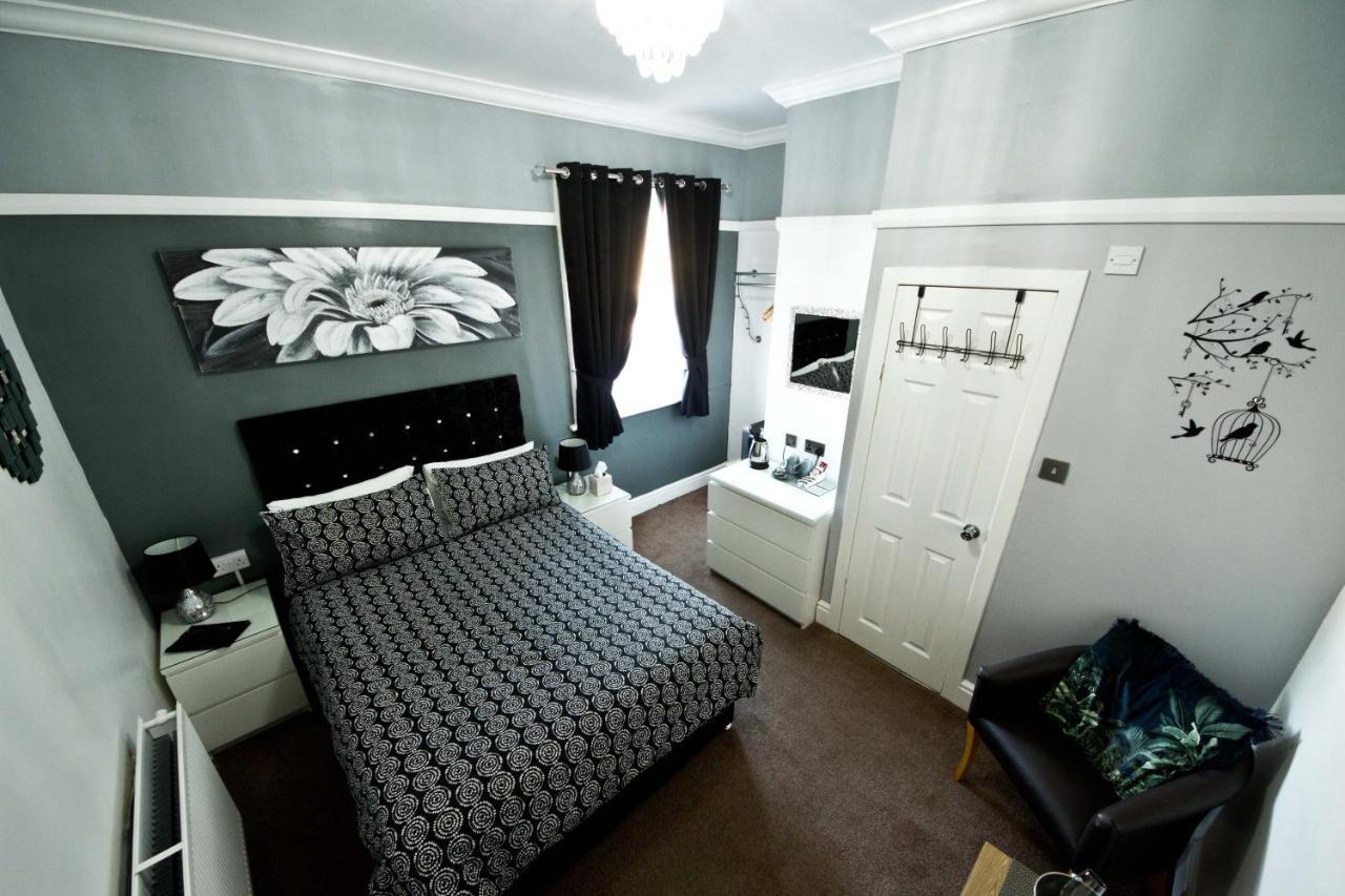 Rossall House , For Families & Couples Blackpool Kültér fotó