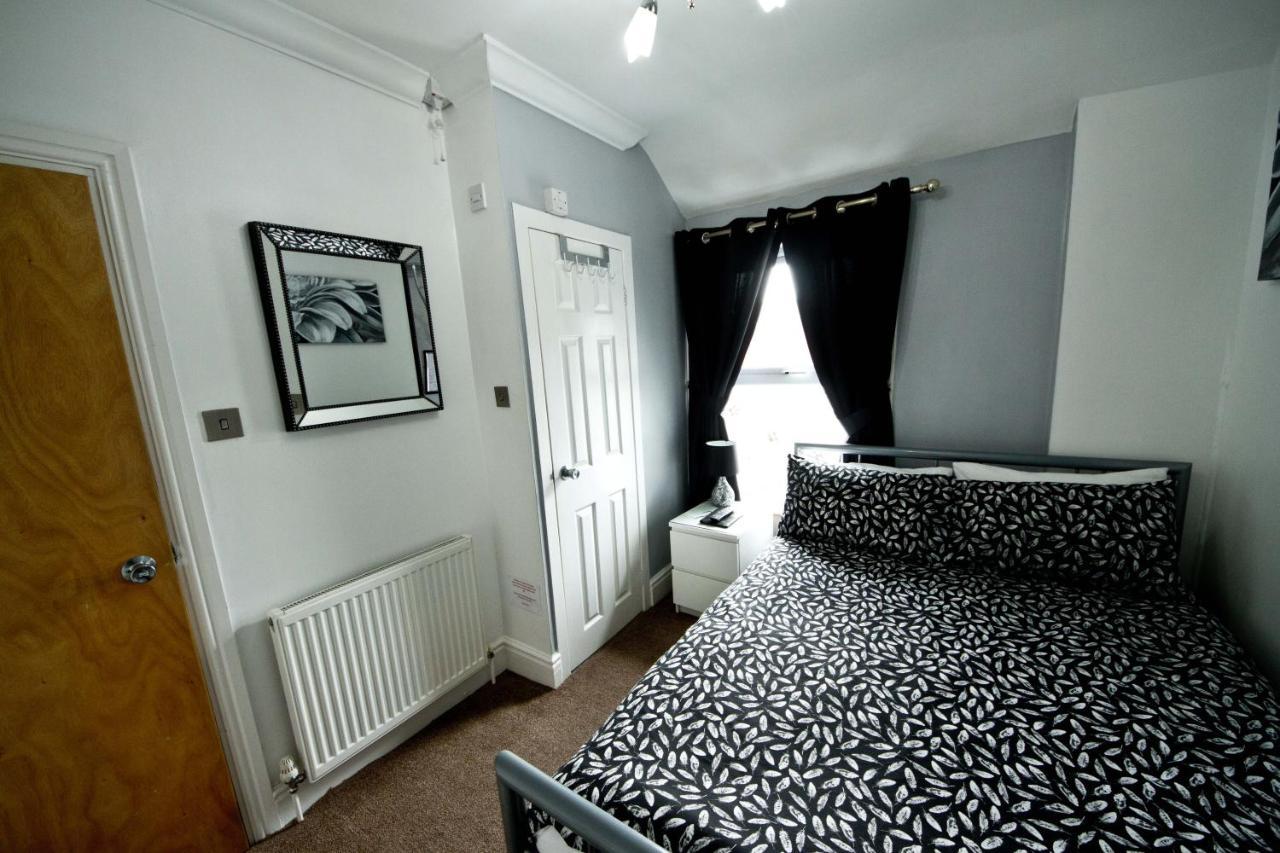 Rossall House , For Families & Couples Blackpool Kültér fotó